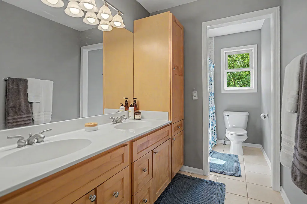 3100 Natures Place Drive SE Lowell Charter Township MI 49331