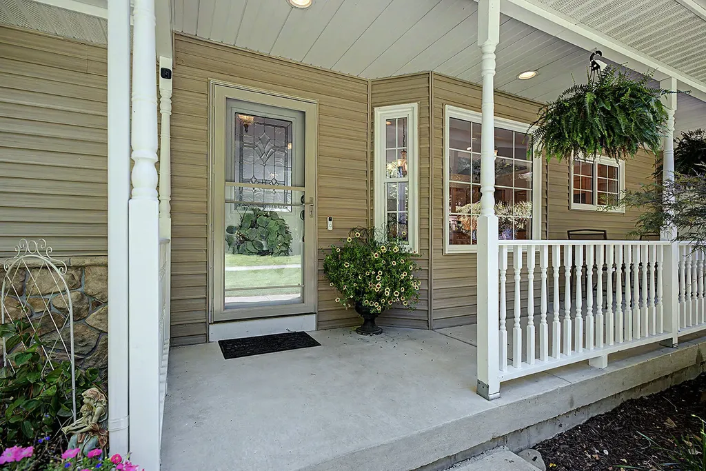 3100 Natures Place Drive SE Lowell Charter Township MI 49331