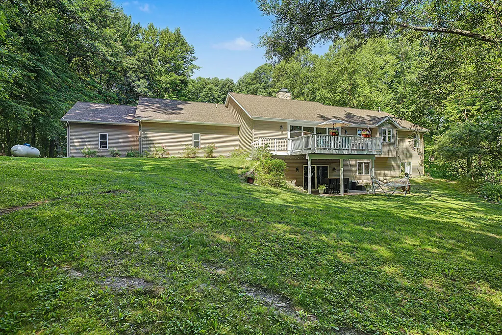 3100 Natures Place Drive SE Lowell Charter Township MI 49331