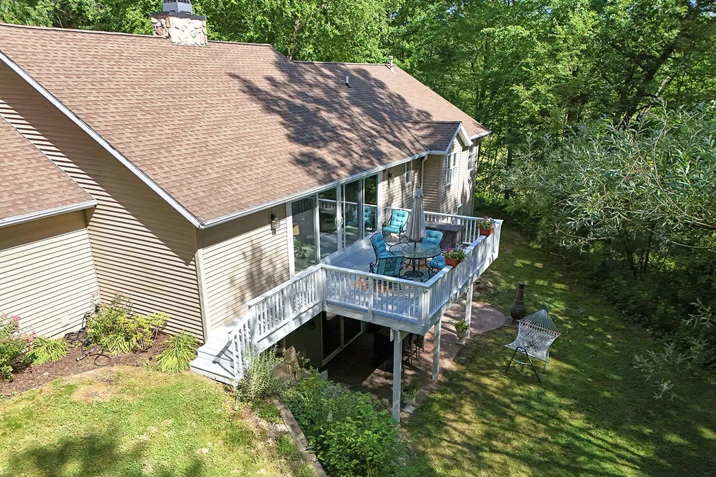 3100 Natures Place Drive SE Lowell Charter Township MI 49331