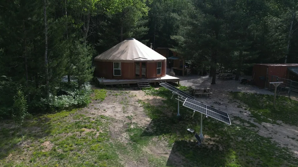 9239 E 8 Mile Road Dover Township MI 49656