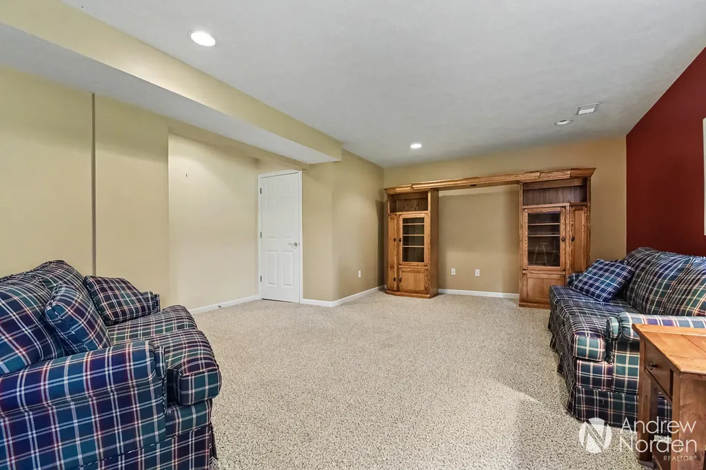 6403 Par 5 Drive SW Georgetown Charter Township MI 49418