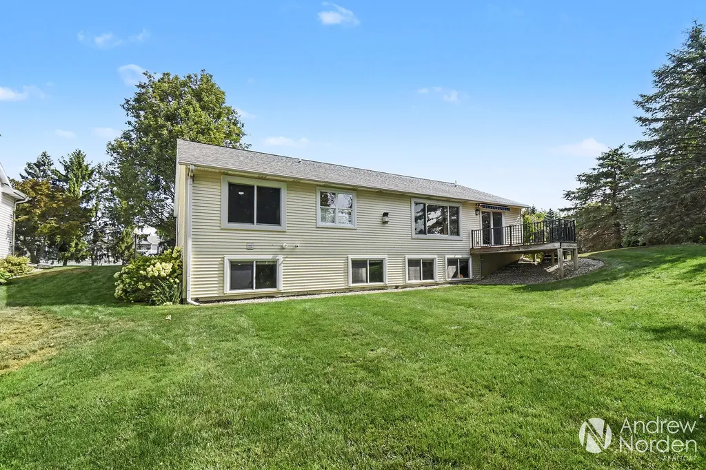 6403 Par 5 Drive SW Georgetown Charter Township MI 49418