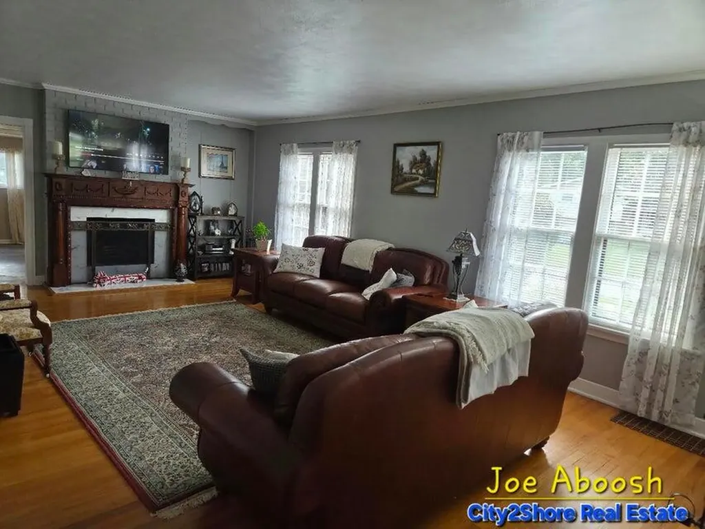 175 S Ridgeway Drive Battle Creek City MI 49015