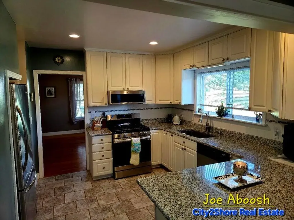 175 S Ridgeway Drive Battle Creek City MI 49015