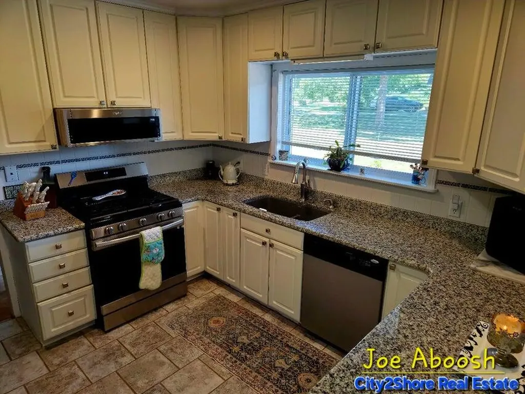 175 S Ridgeway Drive Battle Creek City MI 49015