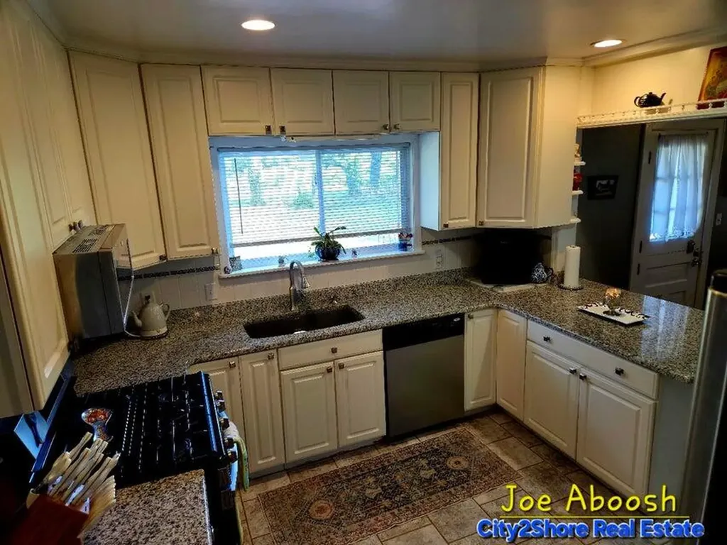 175 S Ridgeway Drive Battle Creek City MI 49015