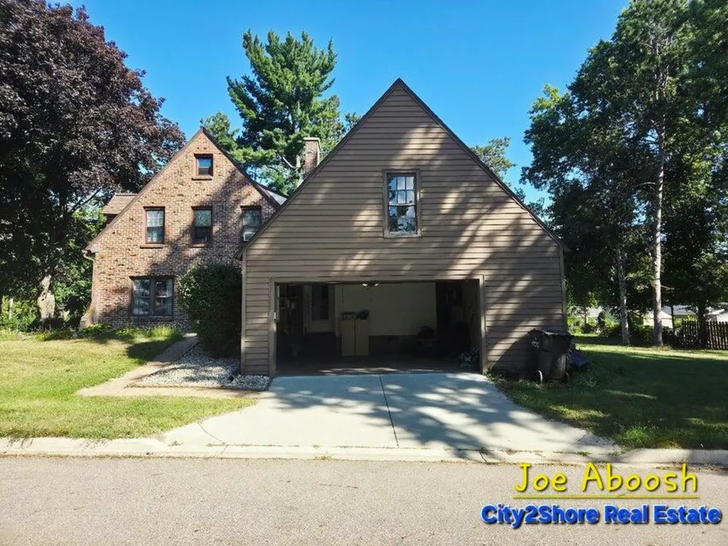 175 S Ridgeway Drive Battle Creek City MI 49015