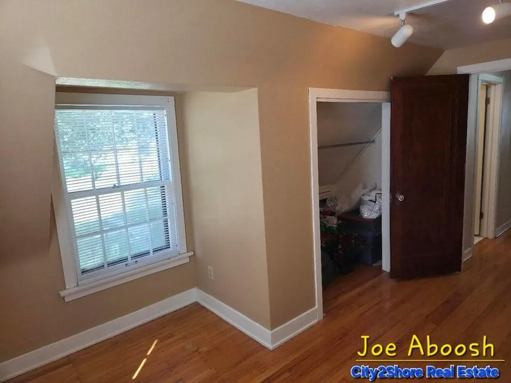 175 S Ridgeway Drive Battle Creek City MI 49015