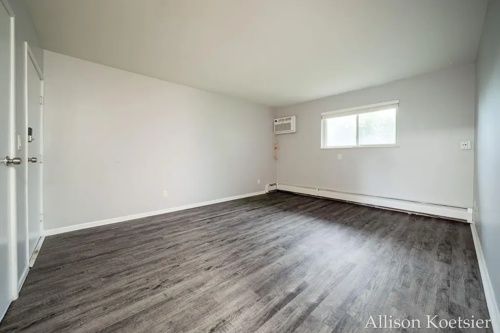 1720 Porter Street SW Wyoming City MI 49519