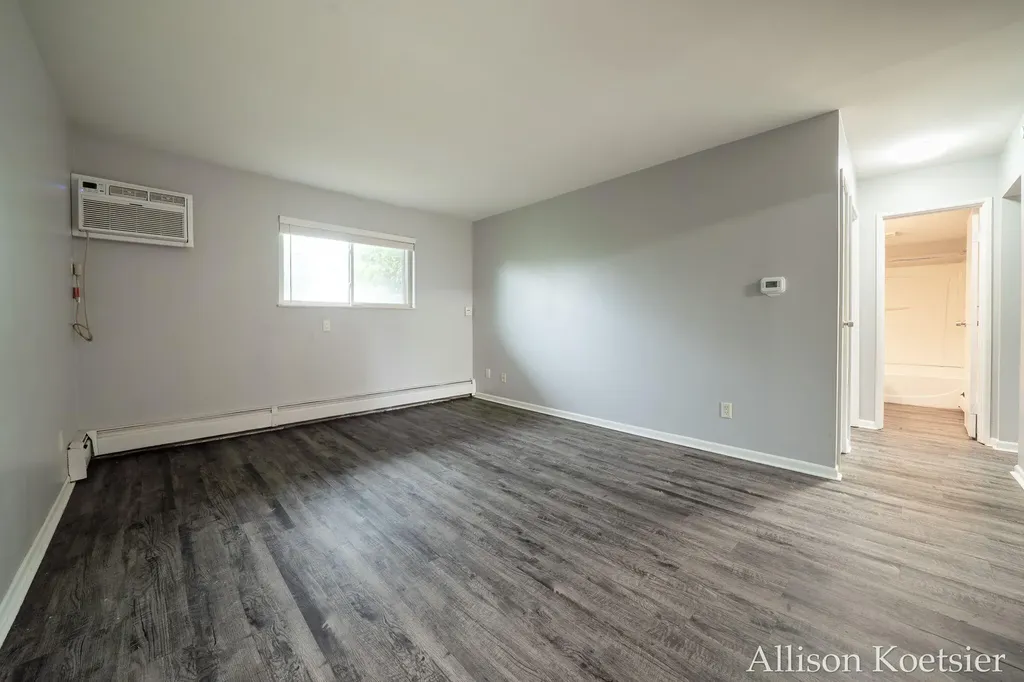 1720 Porter Street SW Wyoming City MI 49519