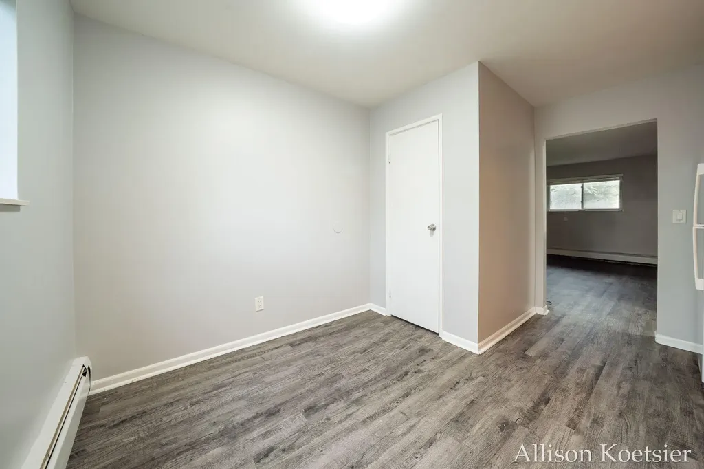 1720 Porter Street SW Wyoming City MI 49519