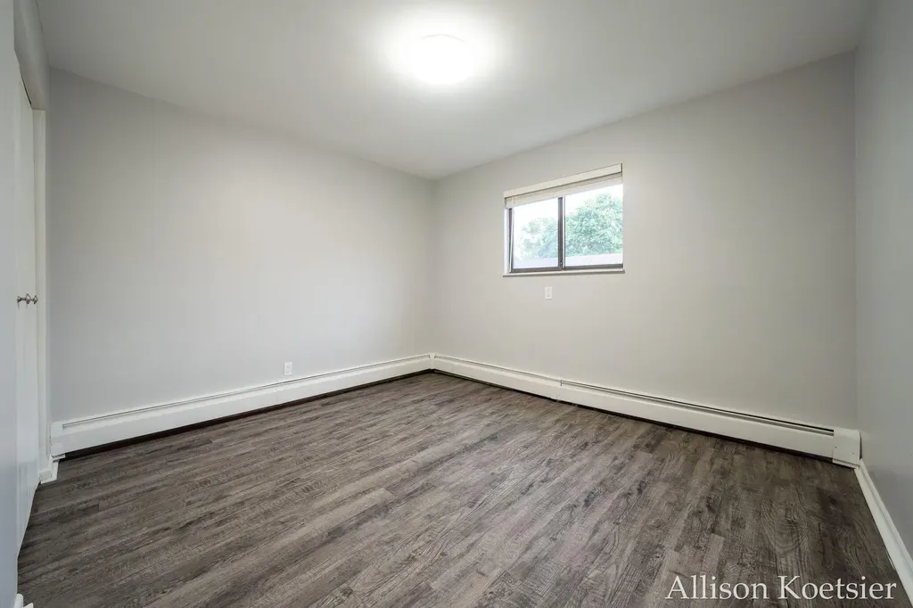 1720 Porter Street SW Wyoming City MI 49519