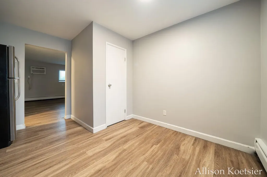 1720 Porter Street SW Wyoming City MI 49519