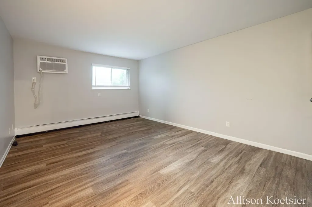 1720 Porter Street SW Wyoming City MI 49519