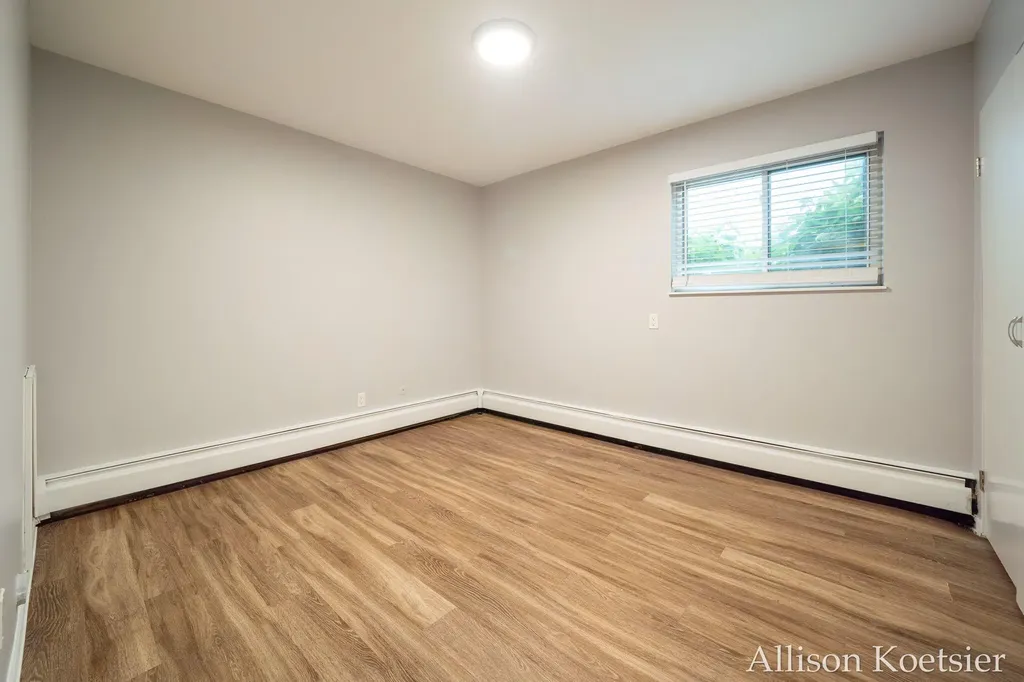 1720 Porter Street SW Wyoming City MI 49519