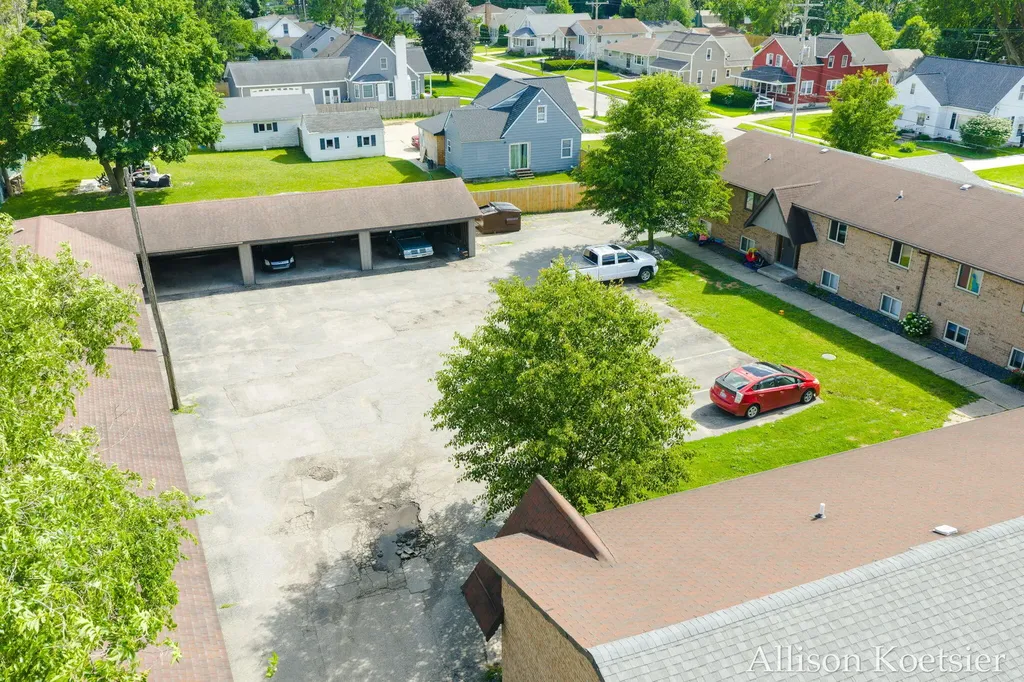 1720 Porter Street SW Wyoming City MI 49519