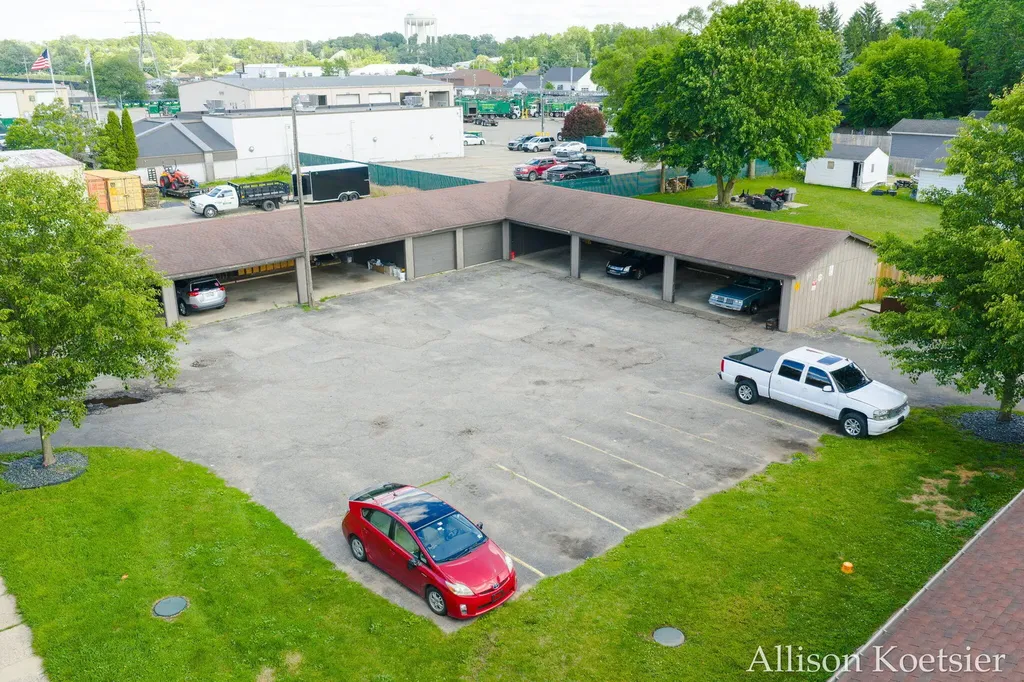 1720 Porter Street SW Wyoming City MI 49519