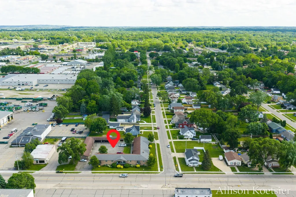1720 Porter Street SW Wyoming City MI 49519