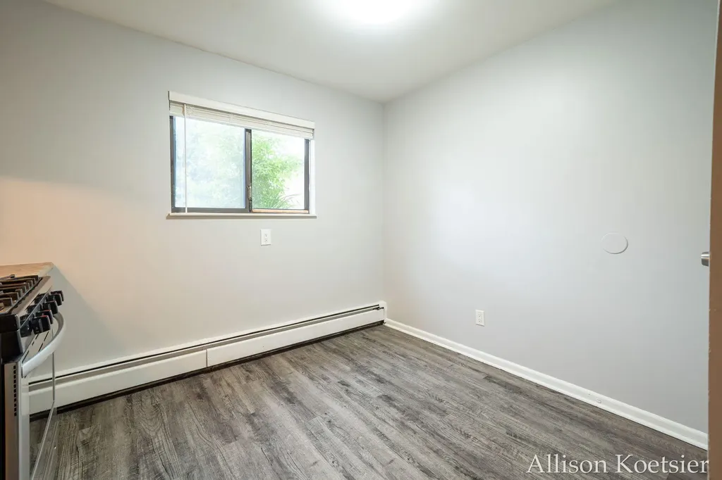 1720 Porter Street SW Wyoming City MI 49519