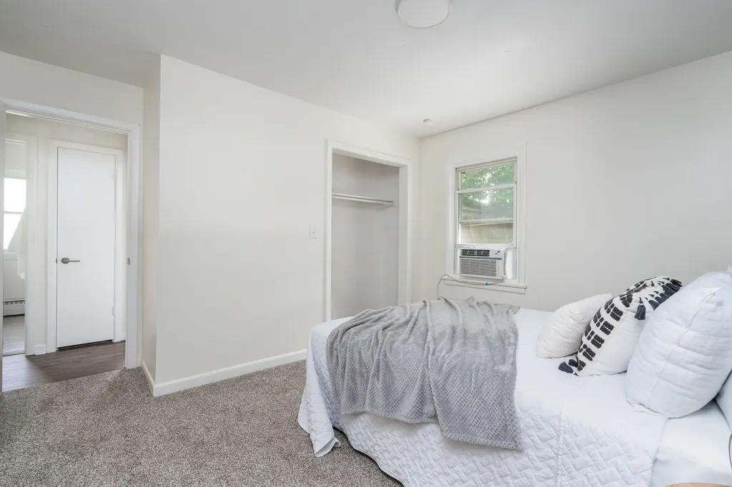 1874 Crowley Street Muskegon City MI 49441