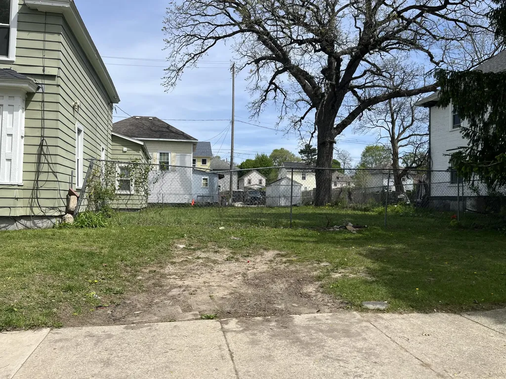 1100 Cass Avenue SE Grand Rapids City MI 49507