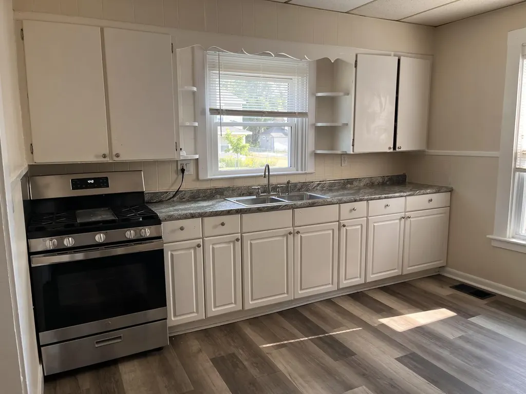 1100 Cass Avenue SE Grand Rapids City MI 49507