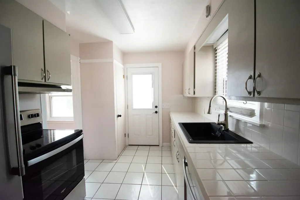 545 Van Allen Street SE Wyoming City MI 49548
