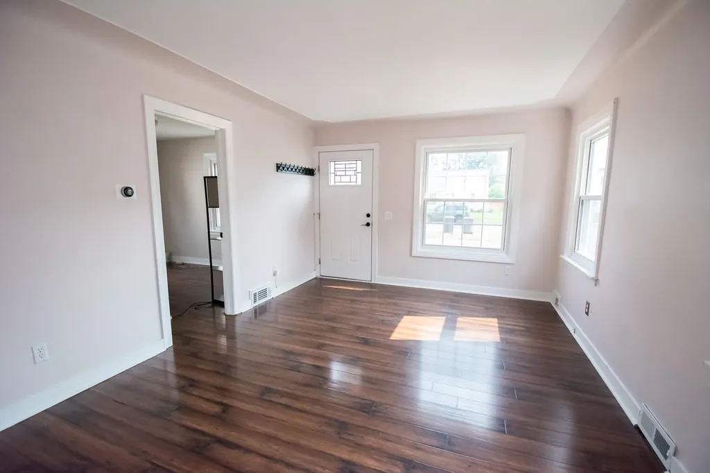 545 Van Allen Street SE Wyoming City MI 49548
