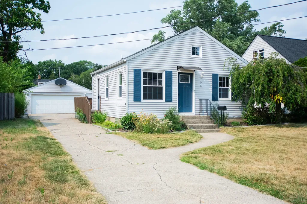 545 Van Allen Street SE Wyoming City MI 49548