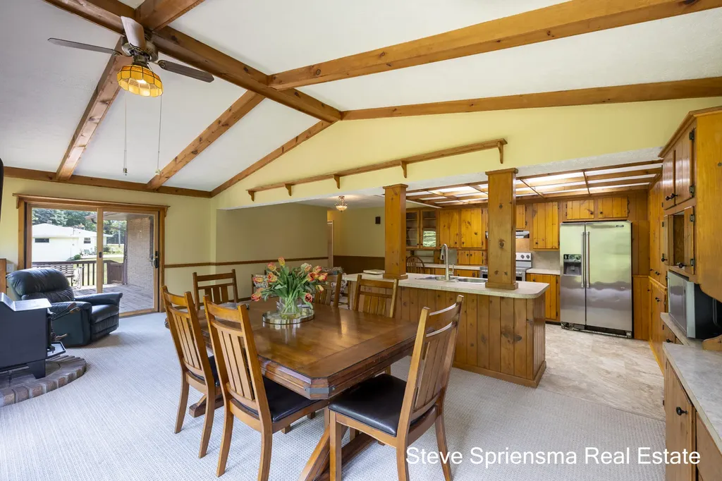 4372 Cordes Avenue NW Alpine Township MI 49321