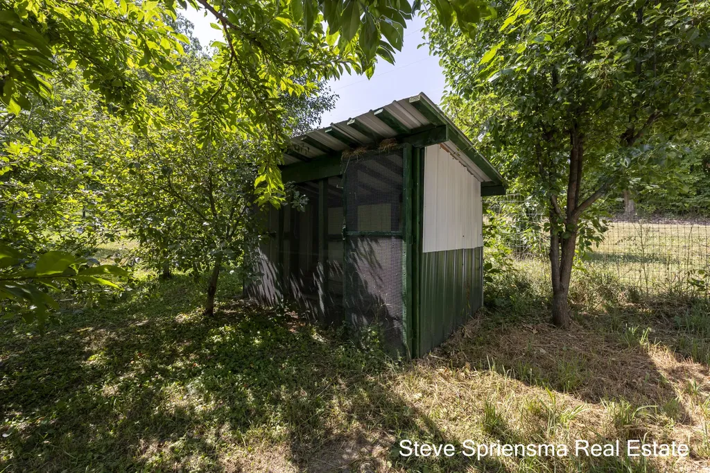 4372 Cordes Avenue NW Alpine Township MI 49321
