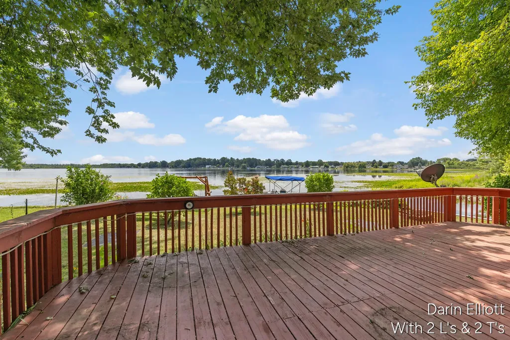 388 Reid Drive Douglass Township MI 48888