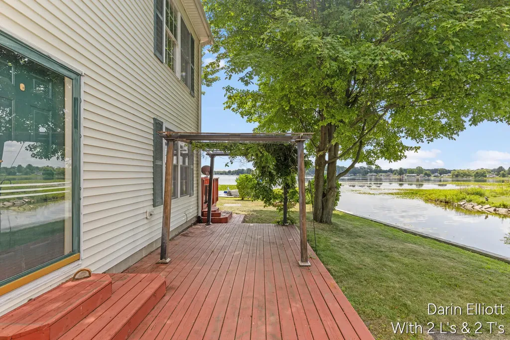 388 Reid Drive Douglass Township MI 48888