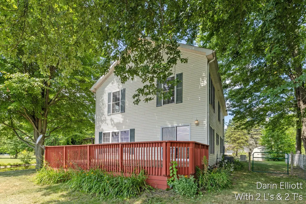 388 Reid Drive Douglass Township MI 48888