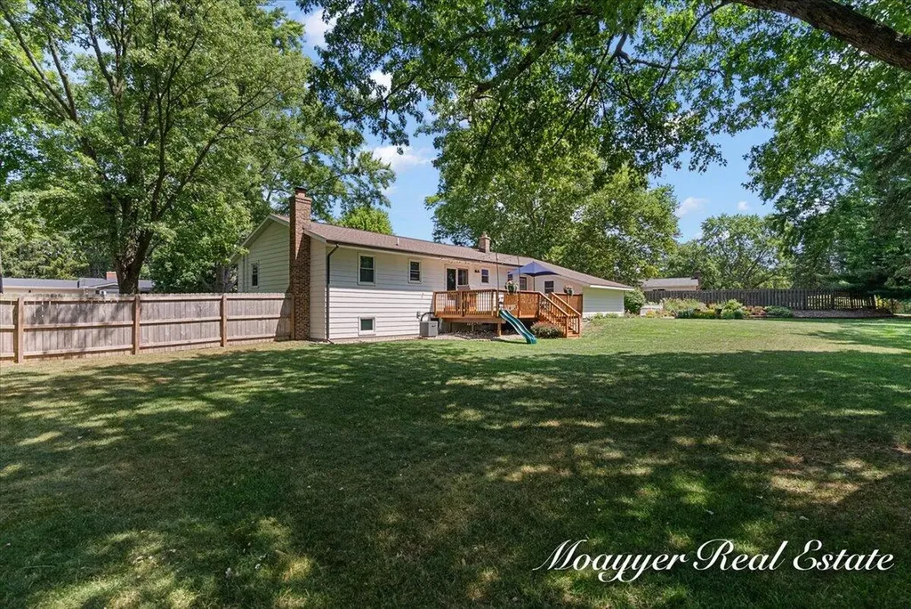 1758 Greenwoods Drive Georgetown Charter Township MI 49428