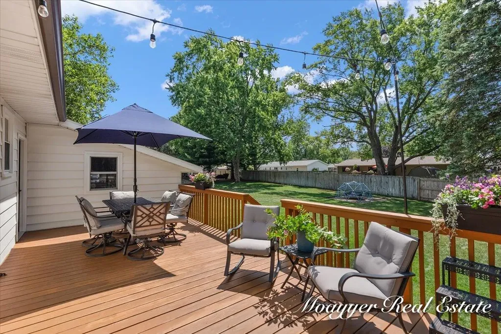1758 Greenwoods Drive Georgetown Charter Township MI 49428