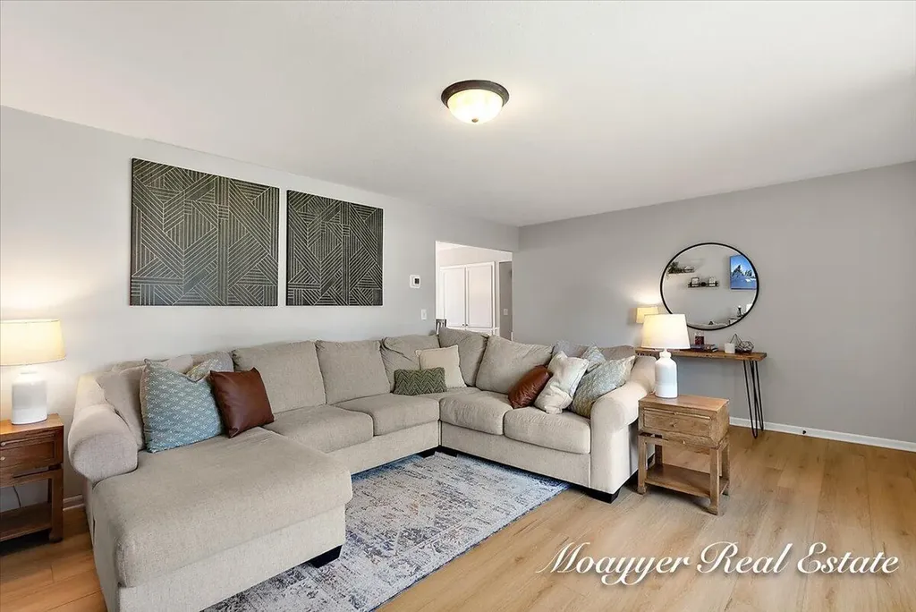 1758 Greenwoods Drive Georgetown Charter Township MI 49428