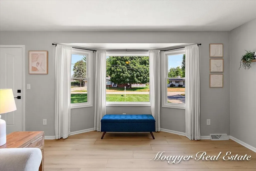 1758 Greenwoods Drive Georgetown Charter Township MI 49428