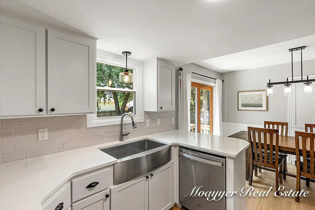 1758 Greenwoods Drive Georgetown Charter Township MI 49428
