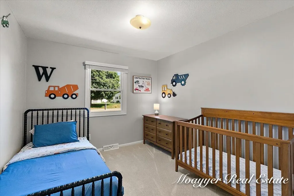 1758 Greenwoods Drive Georgetown Charter Township MI 49428