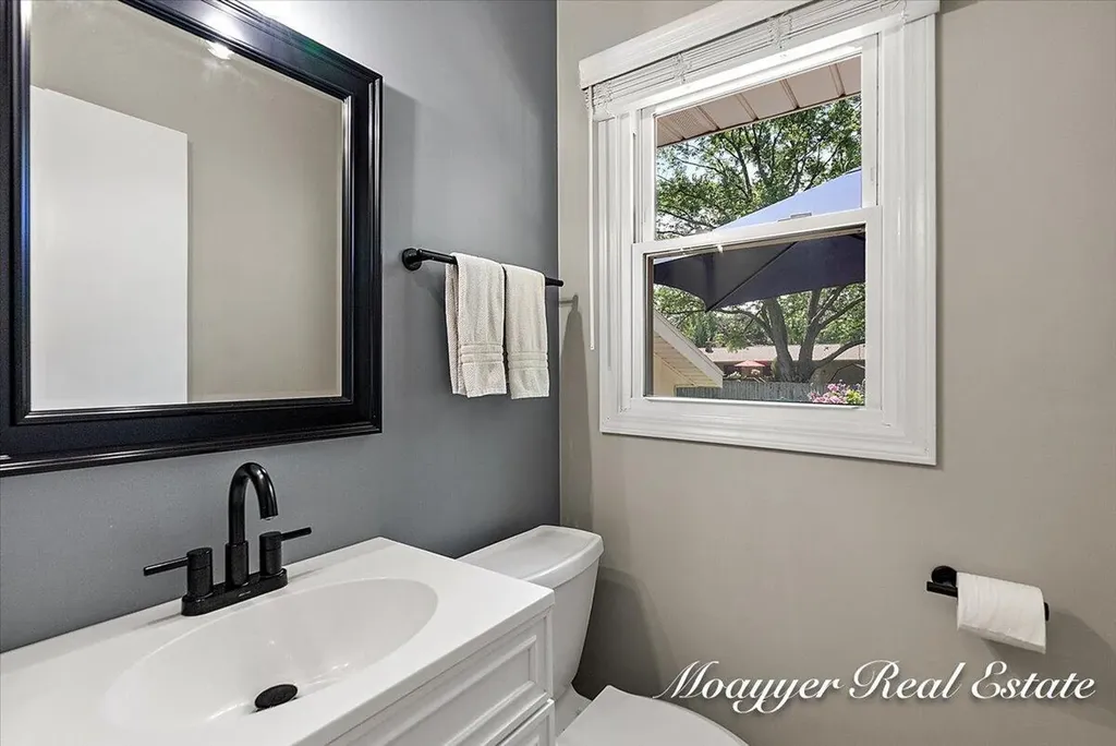 1758 Greenwoods Drive Georgetown Charter Township MI 49428