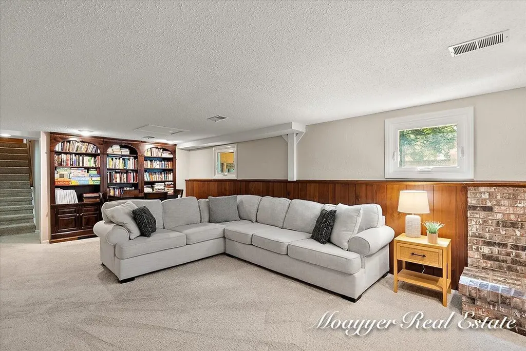 1758 Greenwoods Drive Georgetown Charter Township MI 49428