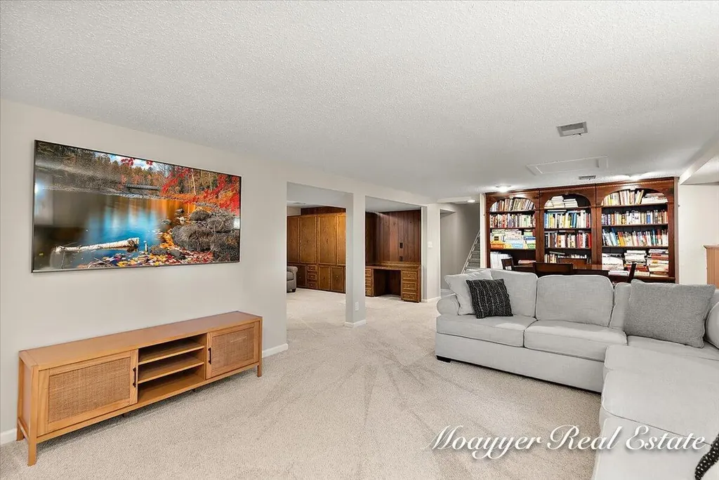 1758 Greenwoods Drive Georgetown Charter Township MI 49428