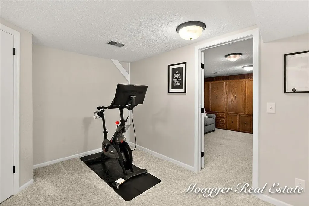 1758 Greenwoods Drive Georgetown Charter Township MI 49428