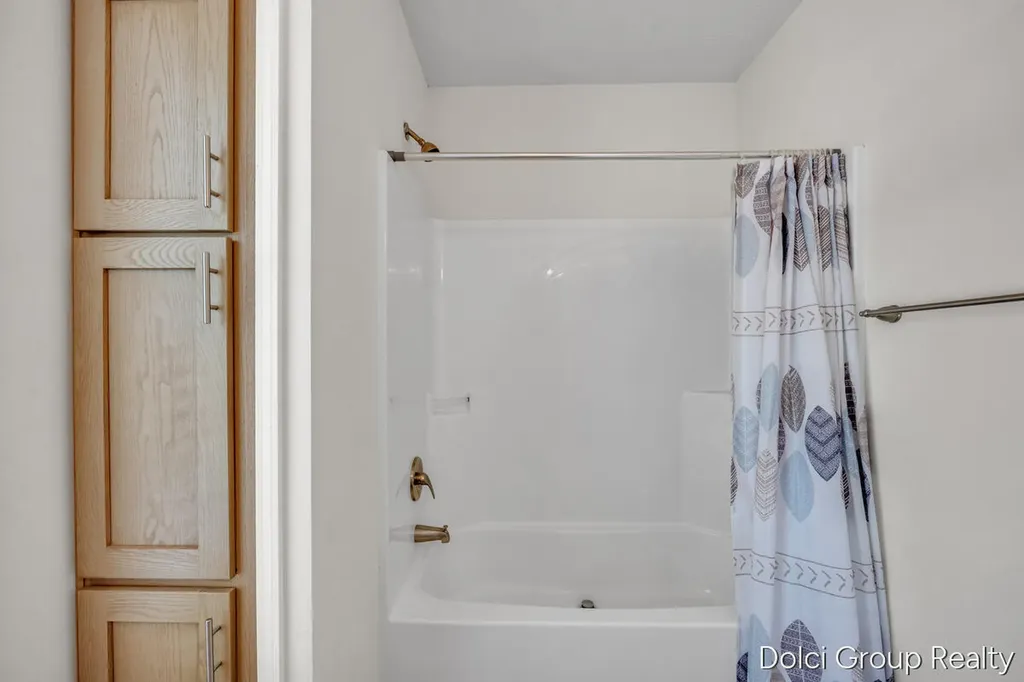 7861 Schooner Lane Morton Township MI 49346
