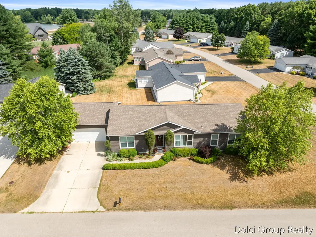7861 Schooner Lane Morton Township MI 49346