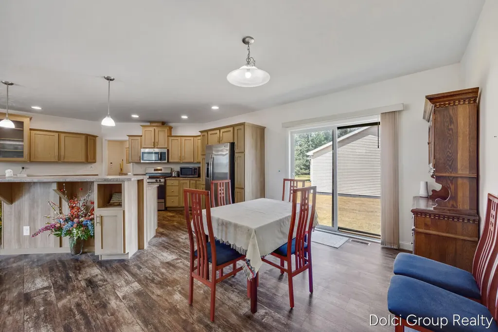 7861 Schooner Lane Morton Township MI 49346