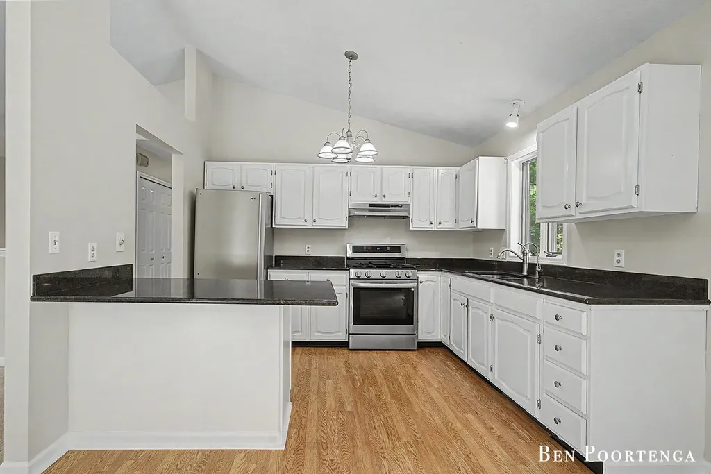 8707 White Fawn Trail NE Cannon Township MI 49341