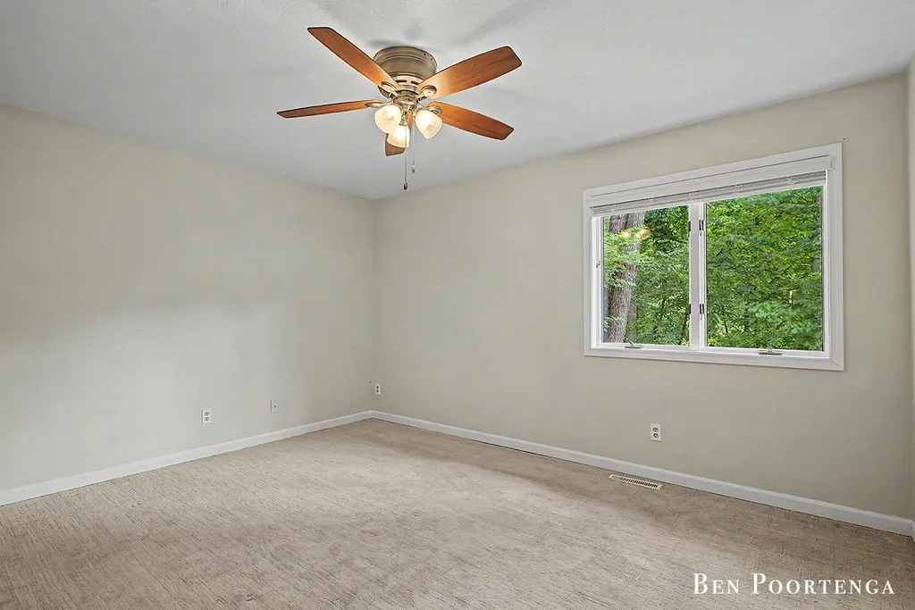 8707 White Fawn Trail NE Cannon Township MI 49341